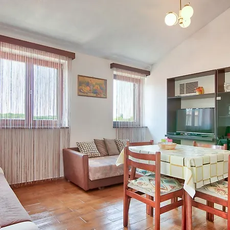 Apartament Maja Štinjan