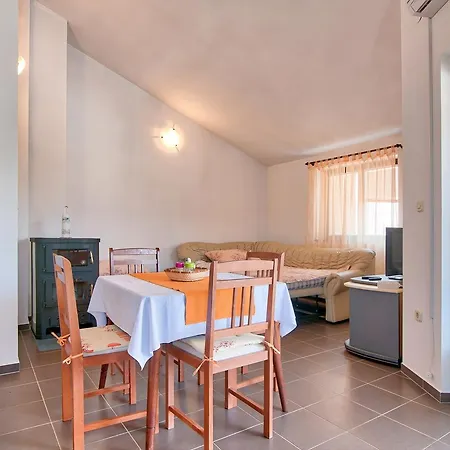 Apartament Maja Štinjan