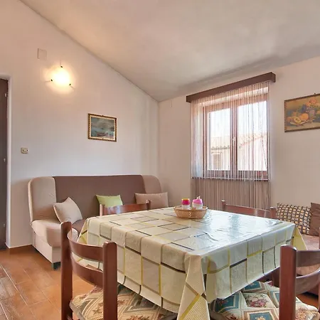 Maja Apartamento
